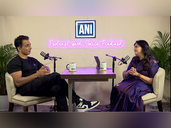 Sonu Sood with Smita Prakash. (Image Source: ANI)