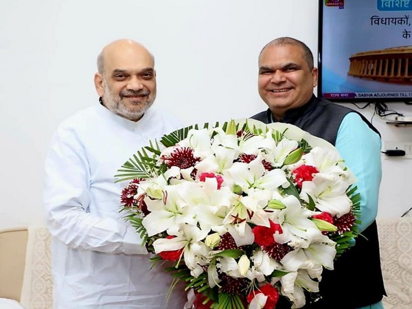 Union Home Minister Amit Shah and Aam Aadmi Party Rajya Sabha MP Sanjeev Arora (Photo/ANI)