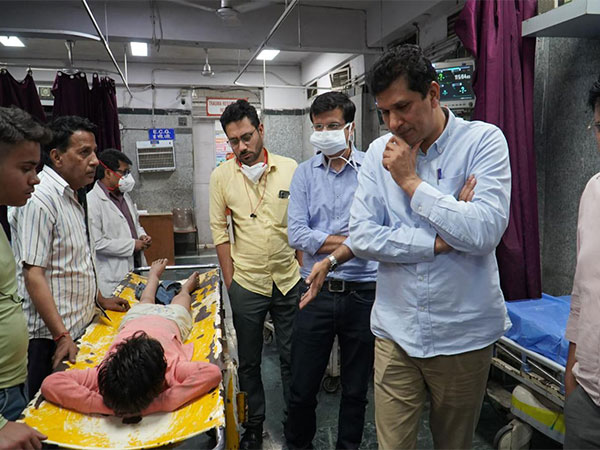 Health Minister Saurabh Bhardwaj during a surprise visit at a hospital in National Capital (Photo/ANI)