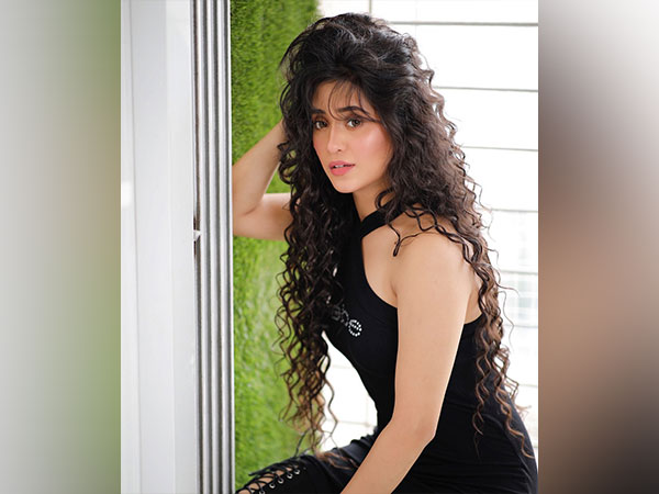 Shivangi Joshi (Image source: Instagram)
