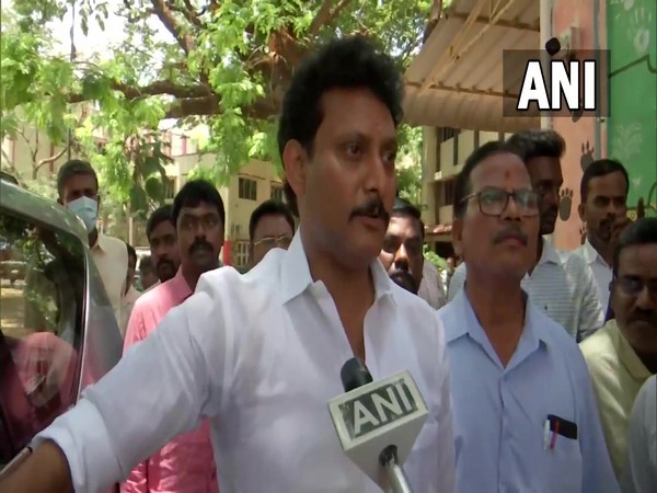 Tamil Nadu Education Minister Anbil Mahesh (File photo/ANI)
