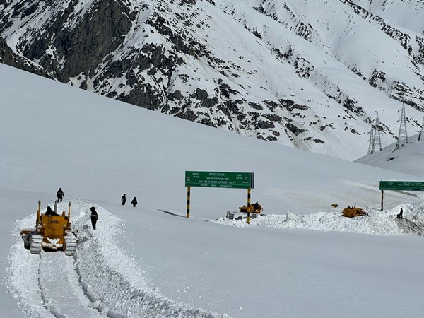 The Zojila Pass connects Srinagar to Leh. (Photo/ANI)