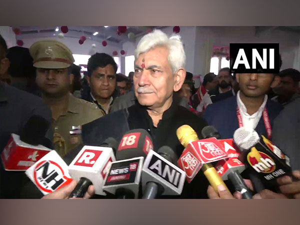 J-K LG Manoj Sinha at Shri Mata Vaishno Devi bhawan (Photo/ANI)