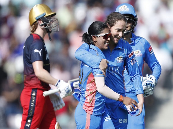 Mumbai Indians bowlers celebrating a wicket. (Photo- WPL Twitter)