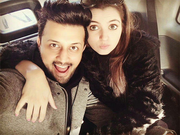 Atif Aslam and his wife Sarah (Image source: Twitter)