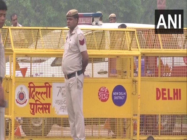 Visual of security personnel at Vijay Chowk (Photo/ANI)