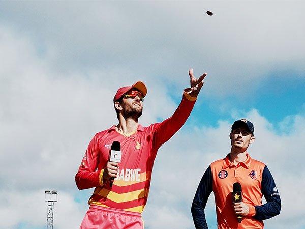 Zimbabwe and Netherlands captain at toss (Photo: Twitter/ICC)