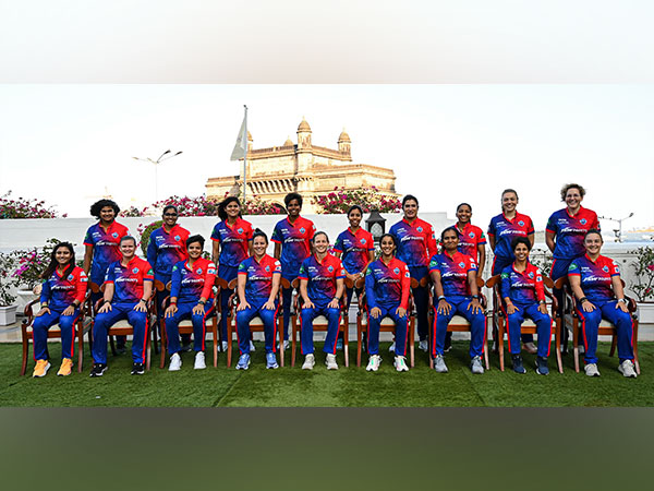 Delhi Capitals team (Photo: Twitter/Delhi Capitals)