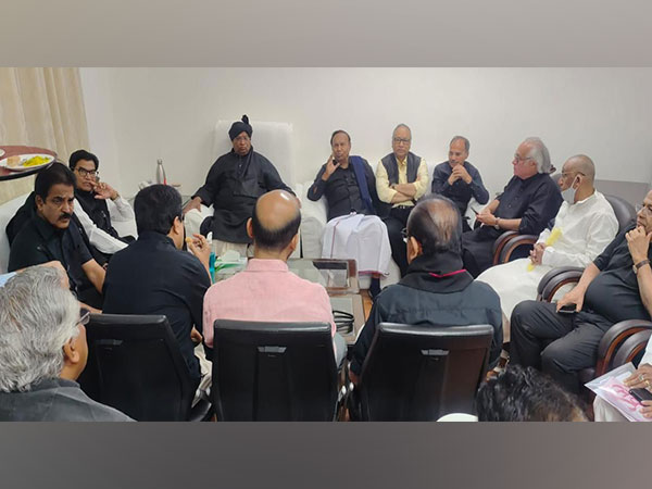 Congress MPs holds meeting at CPP office (Photo/ANI)