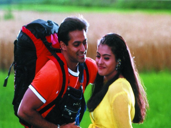 Salman Khan, Kajol (Image source: Twitter)