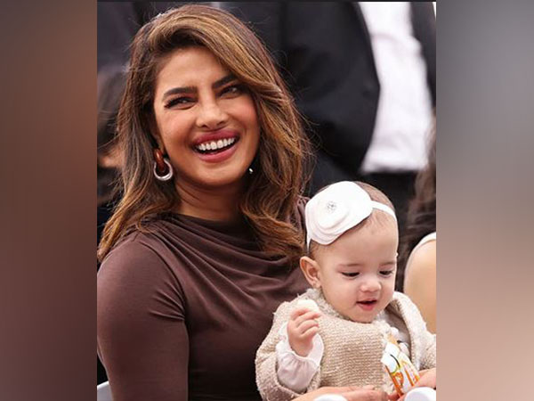 Priyanka Chopra with her daughter (Image Source: Twitter)