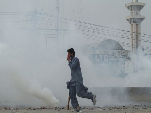 Protest rally by the banned Islamist political party Tehrik-e-Labaik Pakistan in Lahore. (Photo Credit - Reuters)