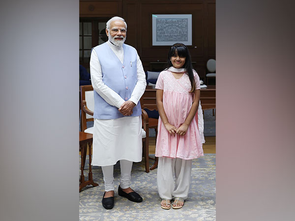 Avika Rao meets Prime Minister Narendra Modi (Photo/ANI)