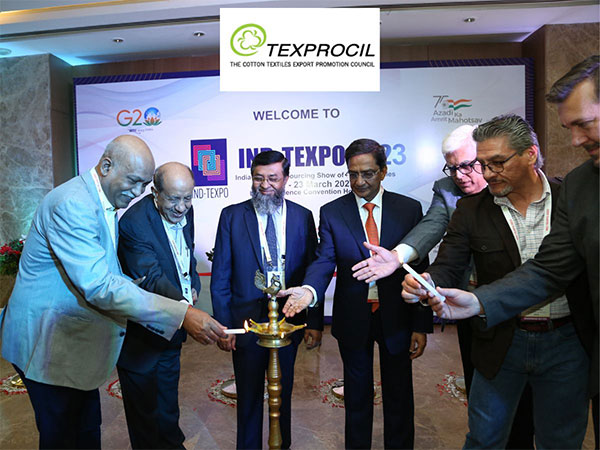 TEXPROCIL Chairman Sunil Patwari, Vice Chairman Vijay Agarwal and Executive Director Dr Siddhartha Rajagopal seen with foreign dignitaries during the inauguration