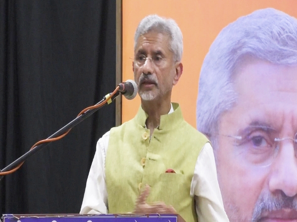 EAM Jaishankar interacting with intellectuals in Dharwad (Photo/ANI)