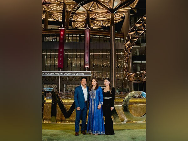 Sachin Tendulkar with family at inauguration of NMACC. (Photo- NMACC Instagram)