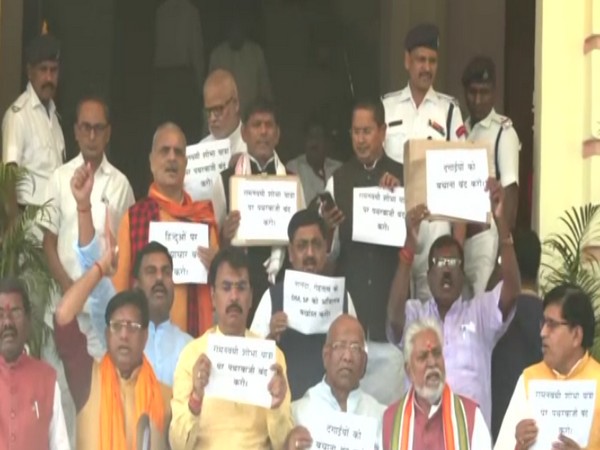BJP MLAs in Bihar protest  (Photo/ANI)