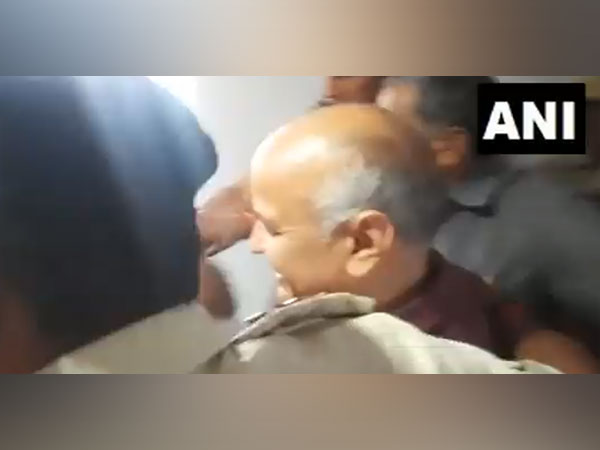 AAP leader Manish Sisodia brought to Rouse Avenue Court (Photo/ANI)
