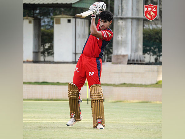 Raj Angad Bawa (Photo: Twitter/IPL)