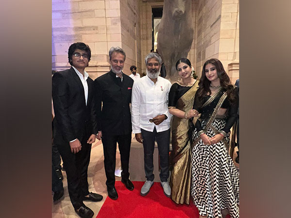 Raveena Tandon with family, SS Rajamouli (Image source: Instagram)