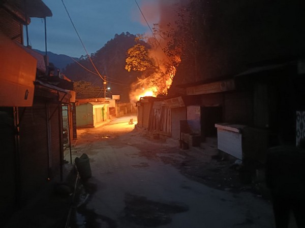fire breaks out in half a dozen shops in Chamoli district of uttarakhand (Photo/ANI)