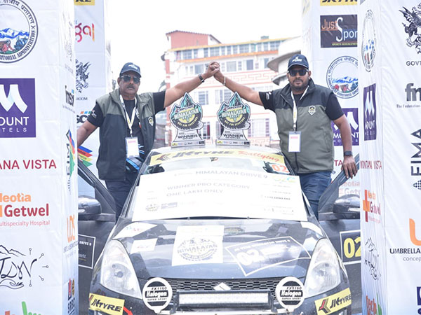 Joginder Jaiswal and Prakash Muthuswamy winning Himalayan Drive 9 (Image: FMSCI)