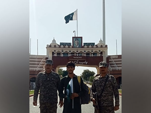 Pakistani national repatriated (Source: Twitter/@PakinIndia)