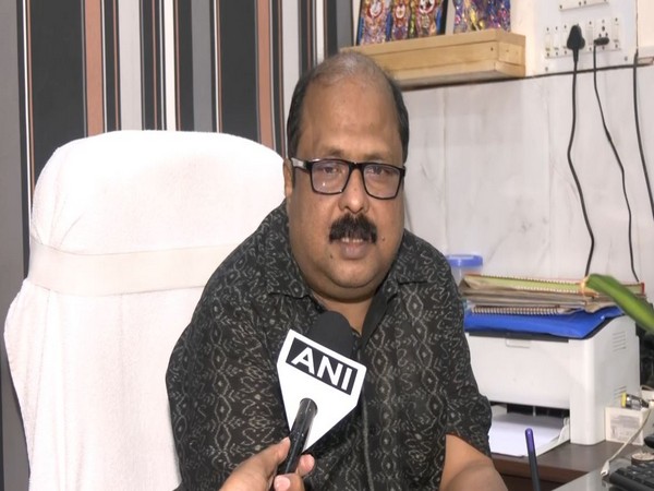 Dhananjay Das, Dy- Supritendent, Capital Hospital, Bhubaneswar (Photo/ANI)