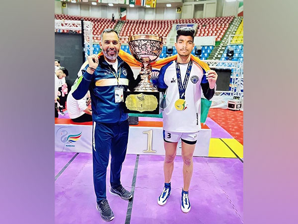 Sachin Kushram with final trophy