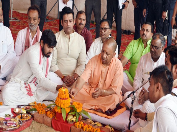 Yogi Adityanath laying foundation stone of the mini stadium (Photo/ANI)