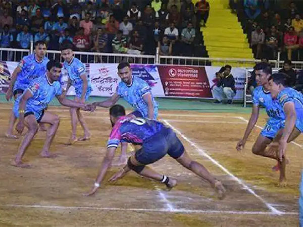 Players in during Ghatkopar Kabaddi Premier League (Image: GKPL)