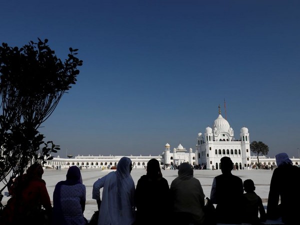 Sikh pilgrims visit the Gurdwara Darbar Sahib in Kartarpur in 2019 (File Photo/Reuters)
