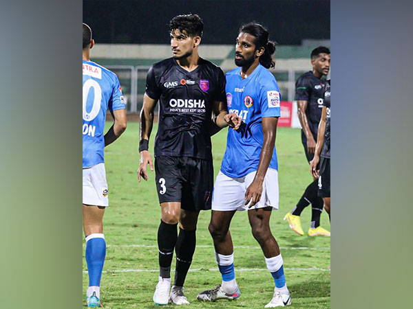 Odisha FC players and East Bengal FC players (Photo: Twitter/ISL)