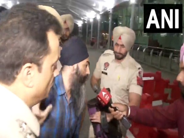 Papalpreet Singh at Amritsar airport (Photo/ANI)