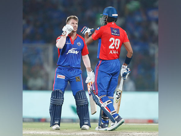 David Warner and Axar Patel (Photo: IPL/ Twitter)
