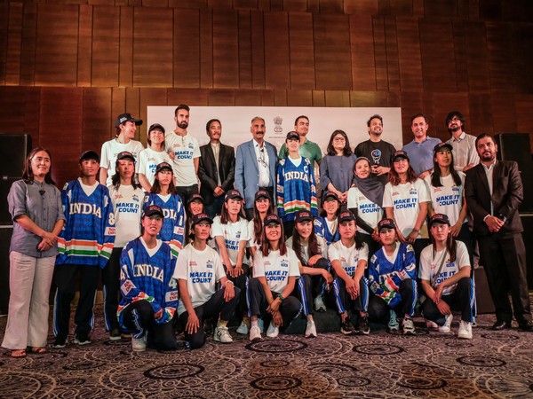 Indian women's Ice Hockey team jersey launch (Image: IHAI)