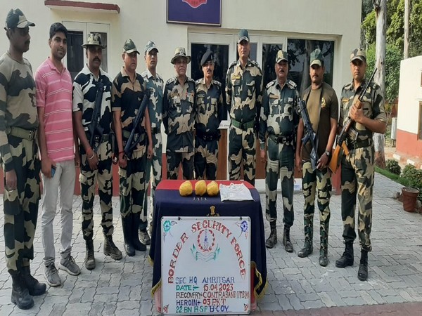 BSF seizes narcotics consignment in Amritsar (Photo/ANI)