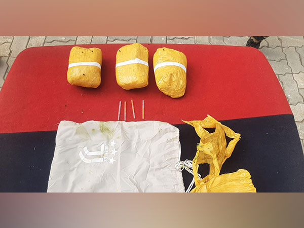 BSF recovers narcotics in Amritsar (Photo/BSF)