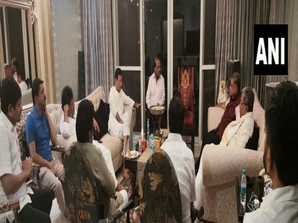 Congress leaders meeting Jagadish Shettar in Bengaluru (Photo/ANI)