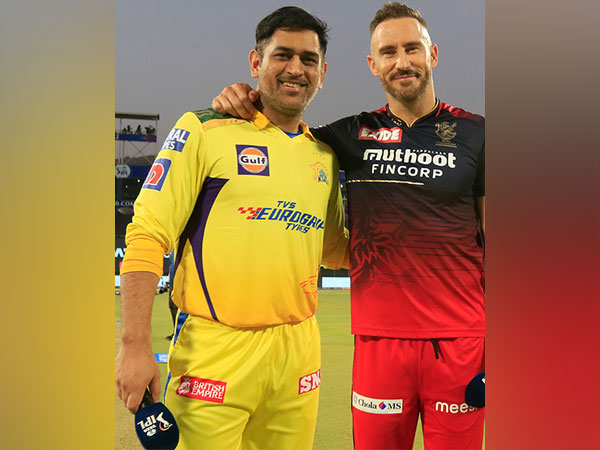 MS Dhoni and Faf du Plessis (Image: Twitter/ CSK)