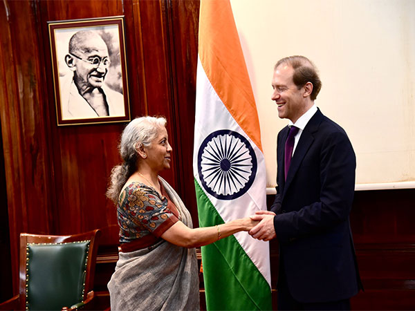 Union Finance Minister Nirmala Sitharaman, Russian Deputy PM Denis Manturov (Image Credit: Twitter/@FinMinIndia)