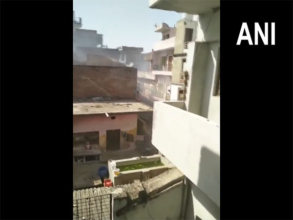 Crude bomb hurled in Katra area in Prayagraj, Uttar Pradesh. (Photo/ANI)