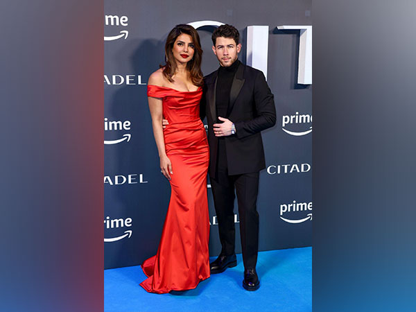 Priyanka Chopra, Nick Jonas (Image source: Twitter)