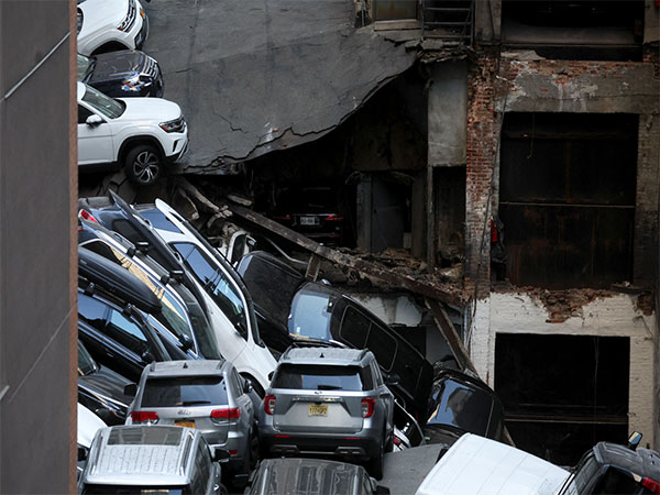 Parking garage collapse in lower Manhattan (Source: Reuters Pictures)
