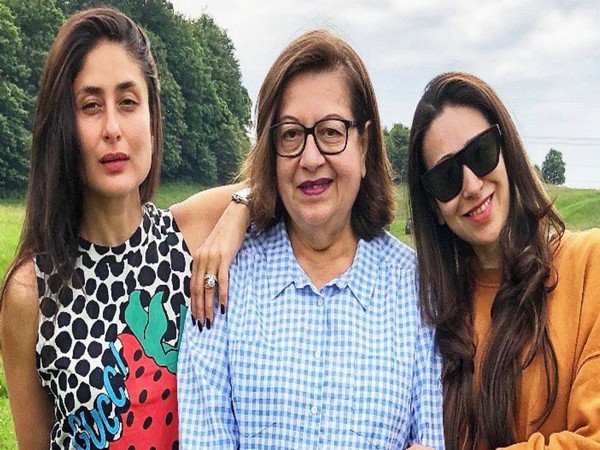 Karisma Kapoor, Kareena Kapoor with their mother Babita Kapoor (Image source: Instagram)