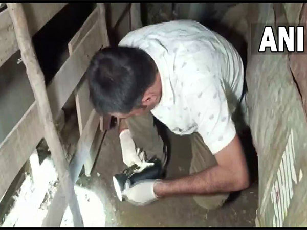 Officials inspecting the spot (Photo/ANI)