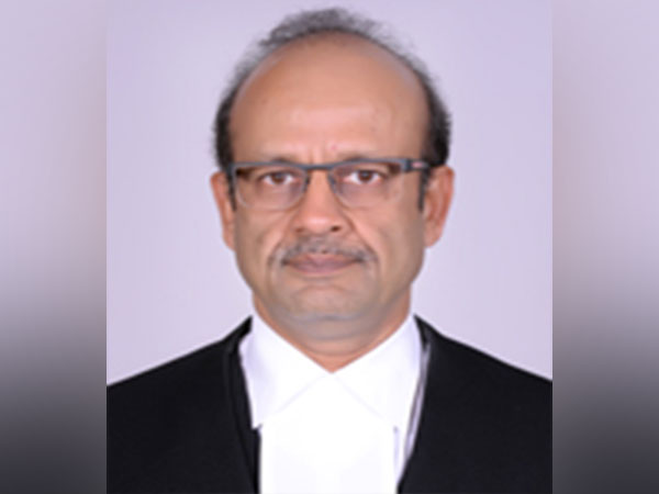 Supreme Court Judge Justice Rajesh Bindal (Picture Courtesy: Allahabadhighcourt.in)