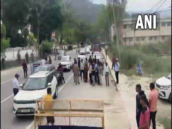 Char Dham Yatra pilgrims advised to proceed for Yatra to Kedarnath temple only after the weather there improved. (ANI/photo)