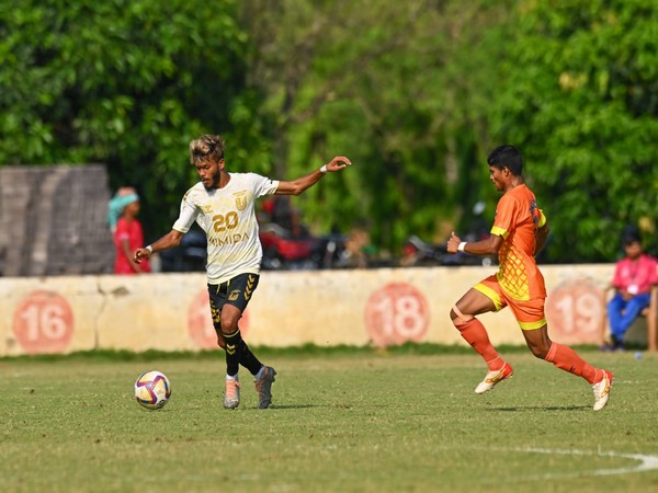FC Bengaluru United and RKM players in action (Photo/FC Bengaluru United and AIFF)