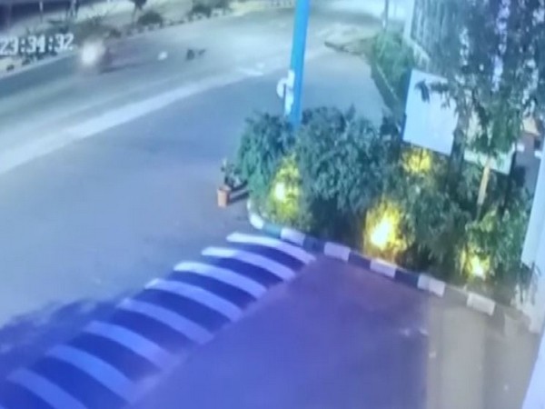 CCTV footage of woman jumping off Rapido bike (Photo/ANI)
